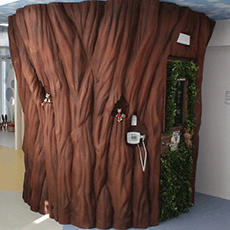擬木のレントゲン室
